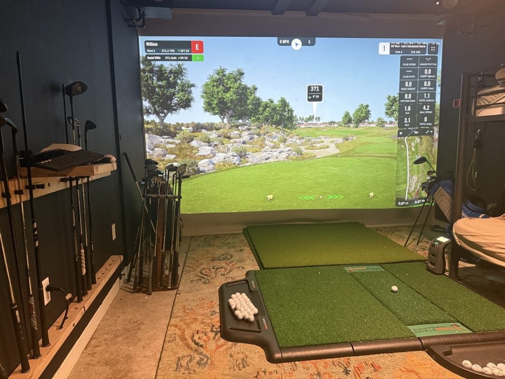 Professional Golf Simulator Room